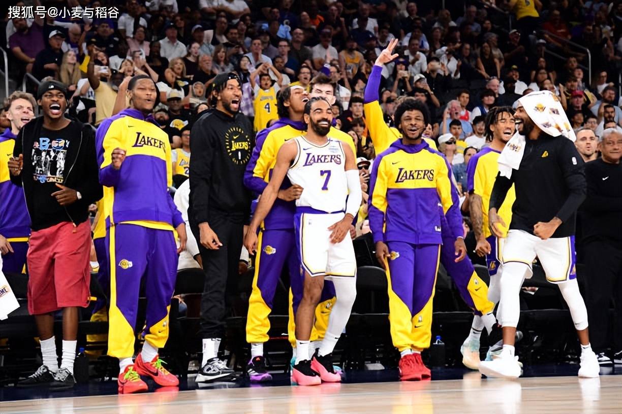 天空记者：利物浦助教范布隆克霍斯特是印尼国家队主帅候选（天空记者：利物浦助教范布隆克霍斯特进入印尼国家队主帅候选名单）