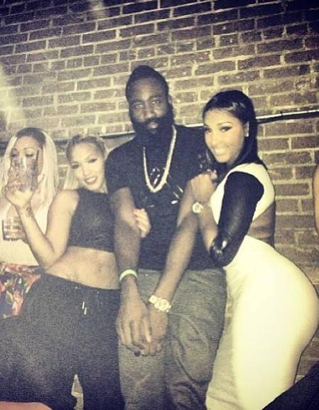 10战10胜！雷霆成本赛季唯一保持主场不败球队（主场10连胜！雷霆成本季唯一主场全胜球队）