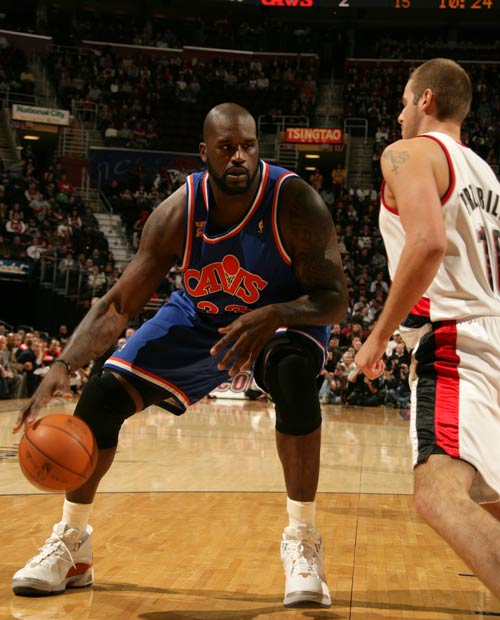 尤文vs卡利亚里：弗拉霍维奇、伊尔迪兹首发，佩林出战（尤文对阵卡利亚里：弗拉霍维奇、伊尔迪兹先发，佩林登场）