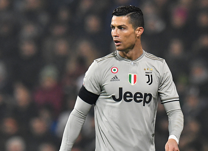 官方：梅西当选美职联年度最有价值球员，为蝉联该奖项第一人（美职联官方宣布：梅西荣膺年度MVP，史上首位实现蝉联）