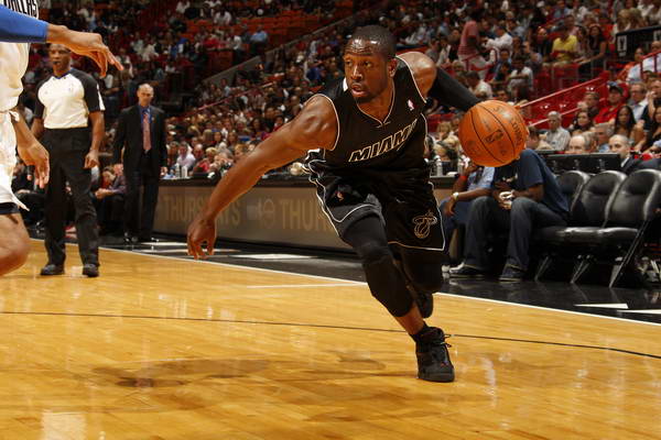 记者：CBA星味不如5年20亿时期 当时易建联&郭艾伦都是破圈球员（记者称CBA星光逊于“5年20亿”时期，易建联与郭艾伦当年皆为破圈代表）