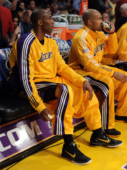 高居前列 高居前列